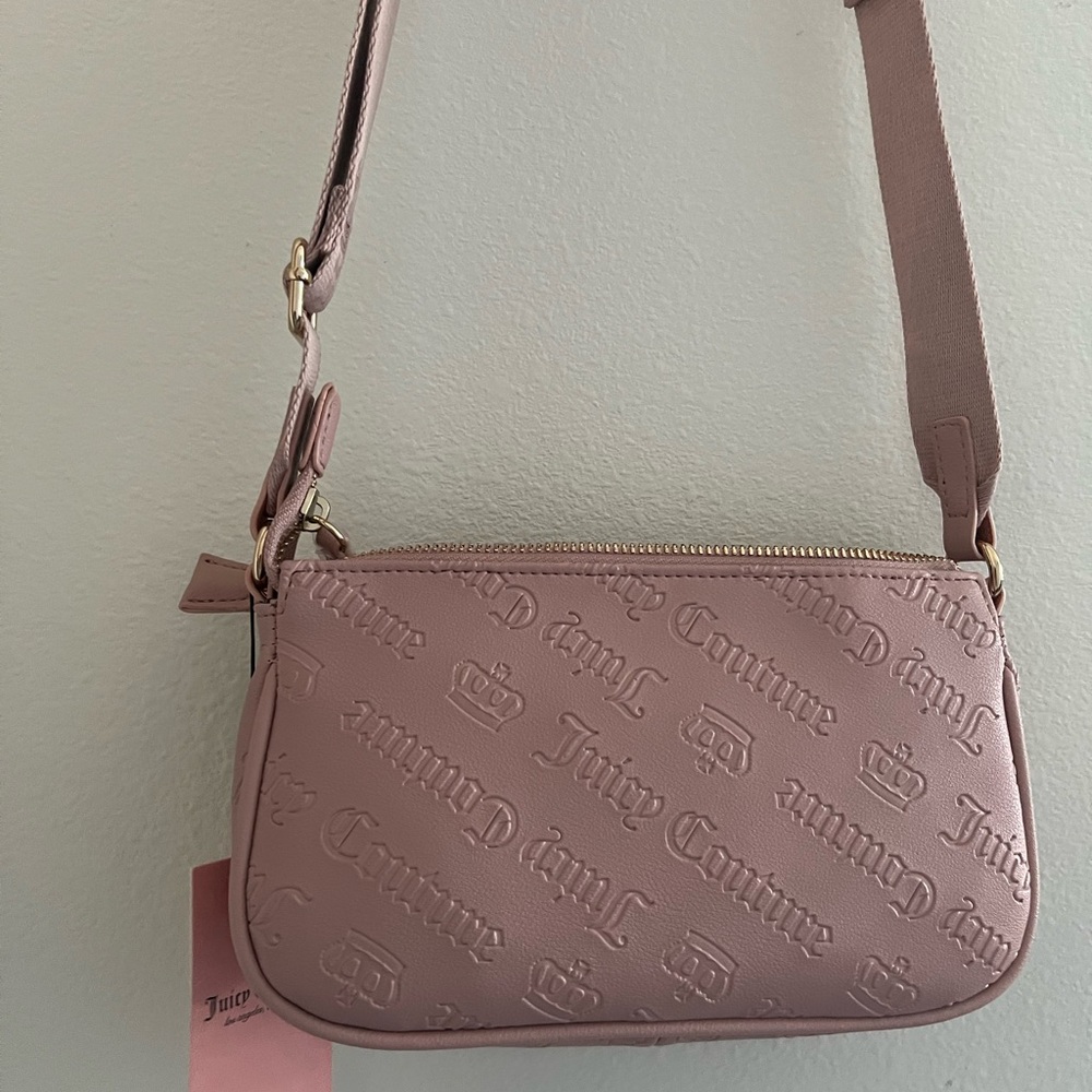 NWT Juicy Couture Pink 2 in 1 Crossbody Bag with Gold Chain - Picture 2 of 11